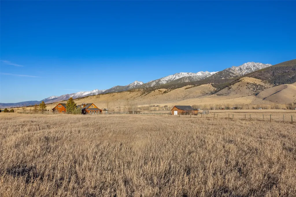5 Shoshoni Way Pray MT 59065
