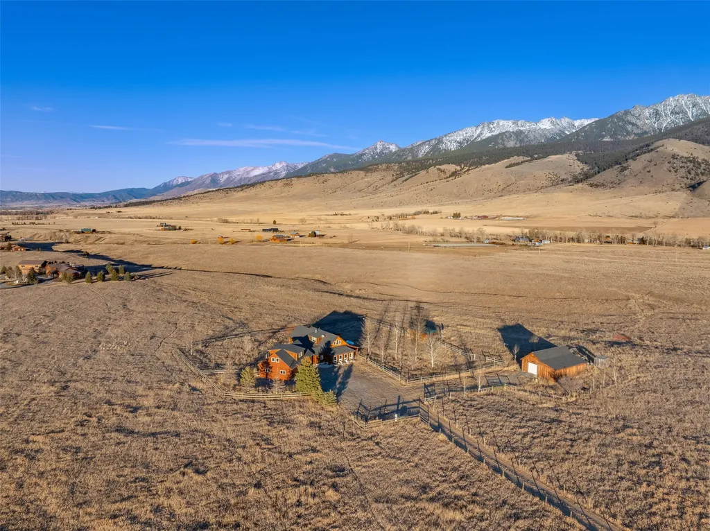 5 Shoshoni Way Pray MT 59065