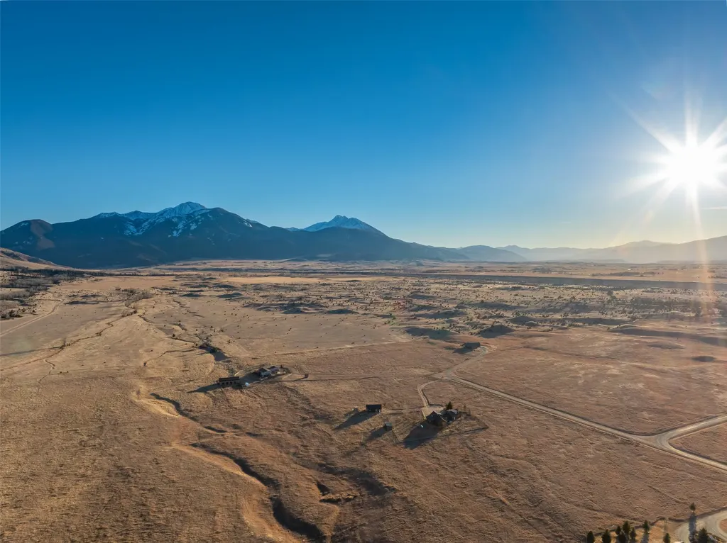 5 Shoshoni Way Pray MT 59065