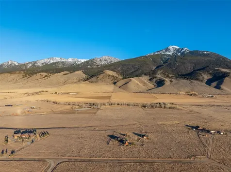 5 Shoshoni Way Pray MT 59065