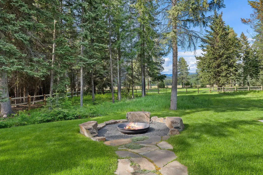 757 Lodgepole Road Whitefish MT 59937