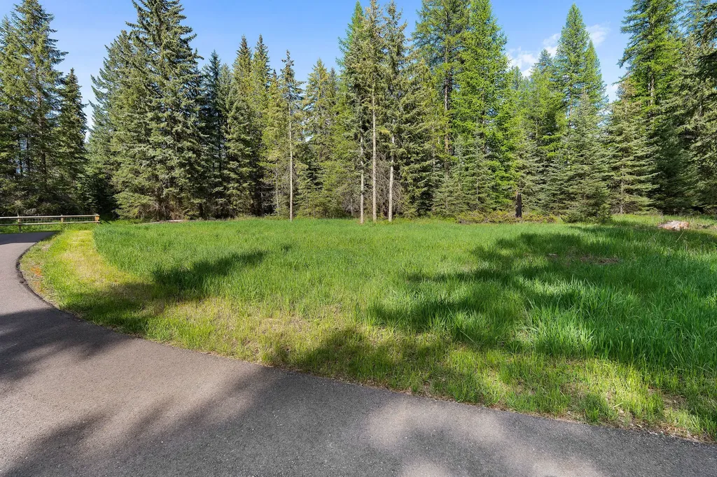 757 Lodgepole Road Whitefish MT 59937