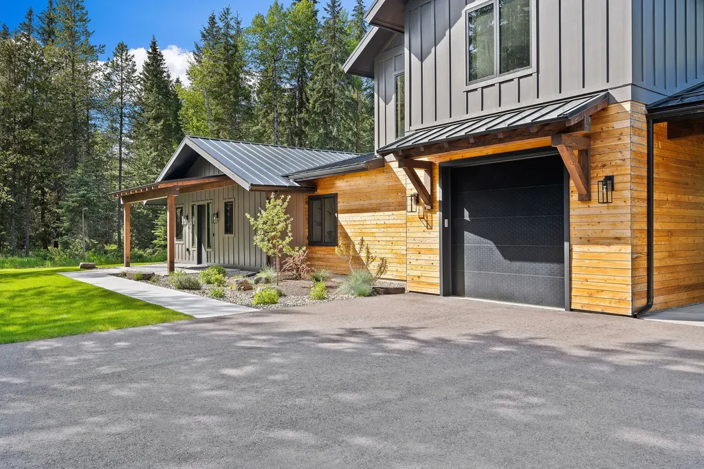 757 Lodgepole Road Whitefish MT 59937