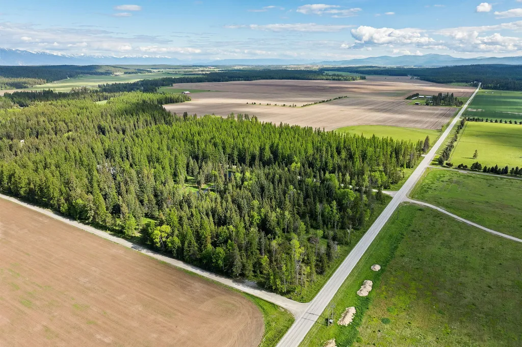 757 Lodgepole Road Whitefish MT 59937