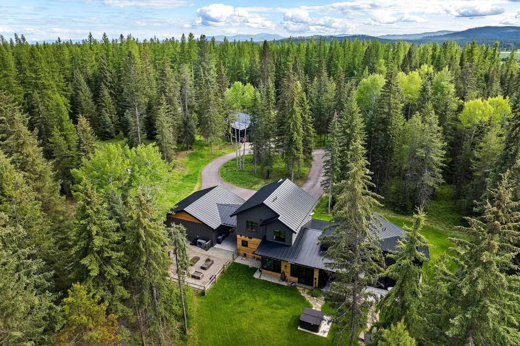 757 Lodgepole Road Whitefish MT 59937