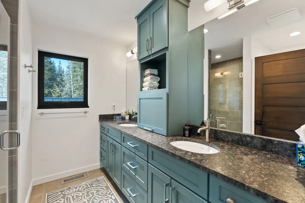 757 Lodgepole Road Whitefish MT 59937