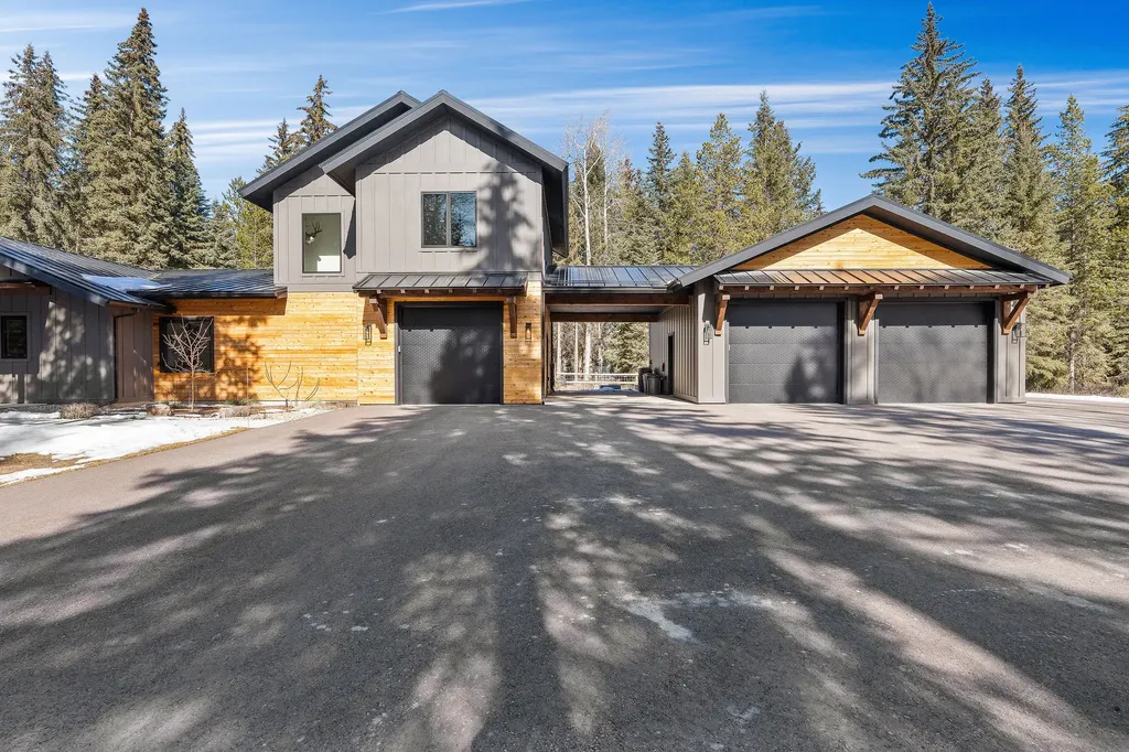 757 Lodgepole Road Whitefish MT 59937