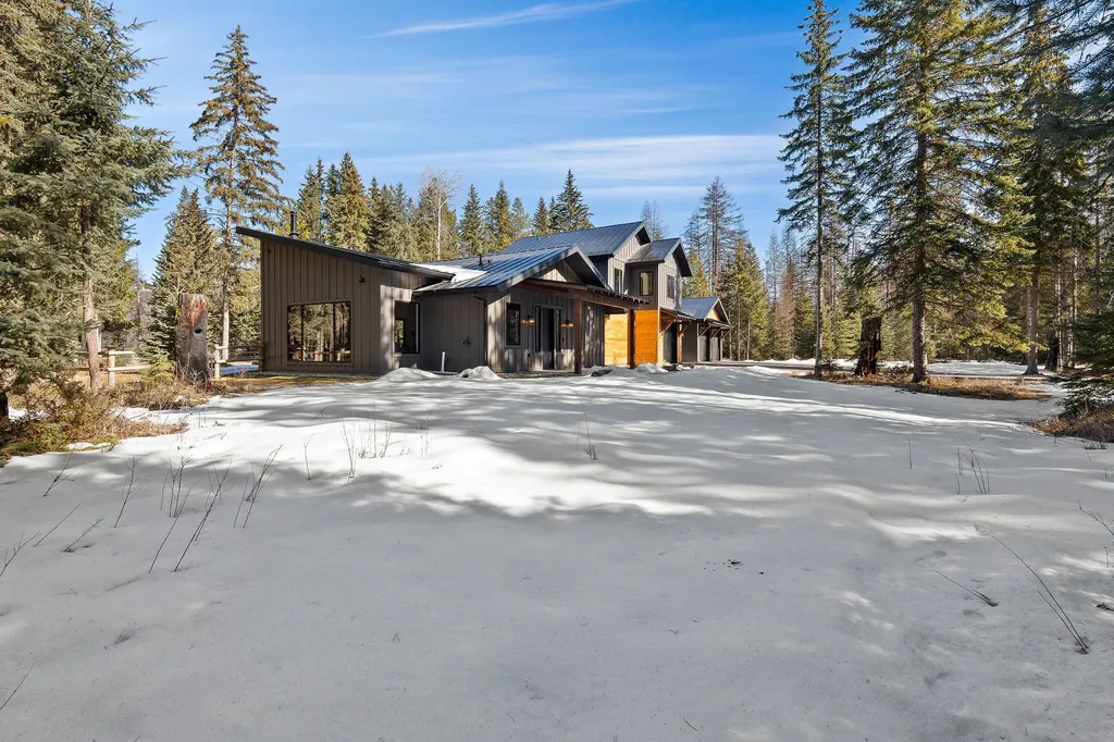 757 Lodgepole Road Whitefish MT 59937