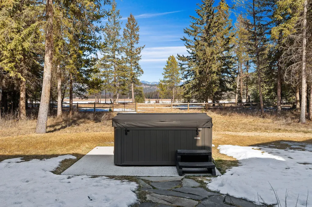 757 Lodgepole Road Whitefish MT 59937