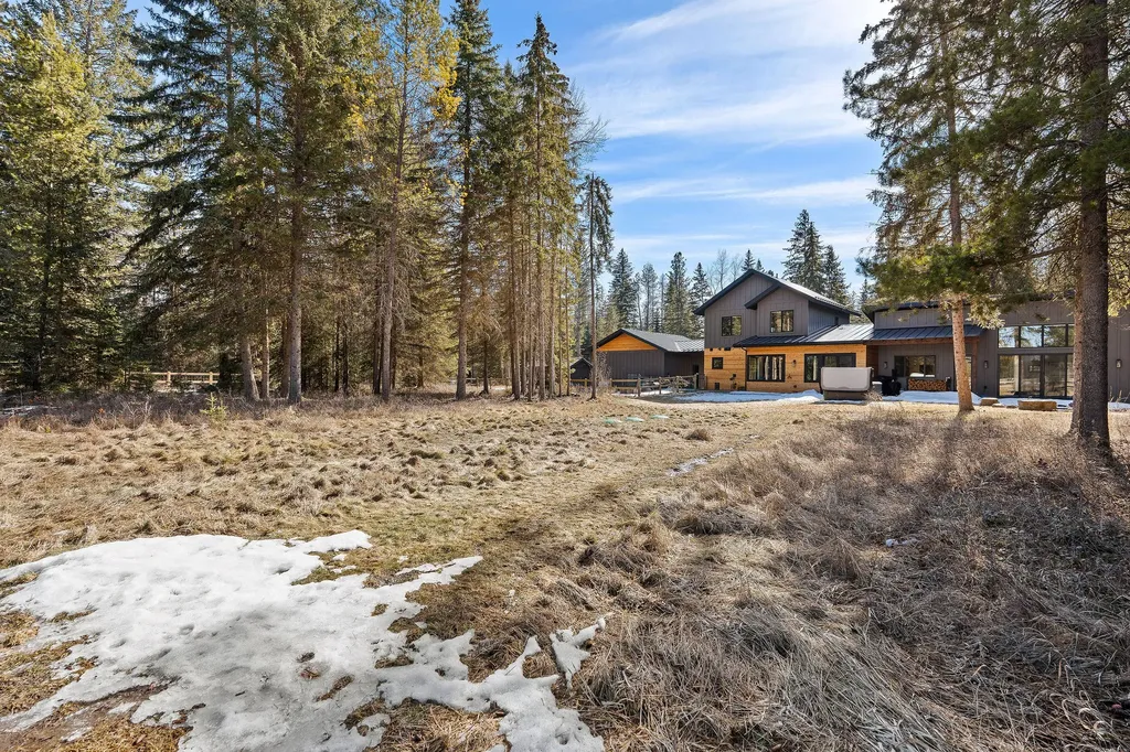 757 Lodgepole Road Whitefish MT 59937