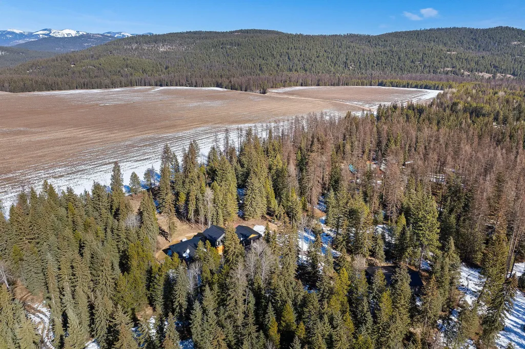 757 Lodgepole Road Whitefish MT 59937