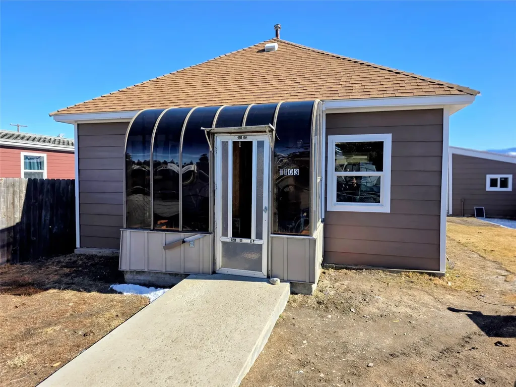 1103 Washington Street Deer Lodge MT 59722