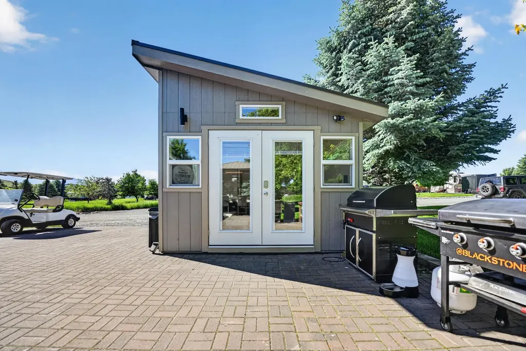 185 Kingfisher Loop Eureka MT 59917