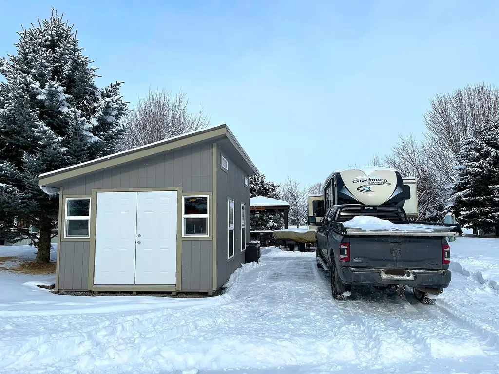 185 Kingfisher Loop Eureka MT 59917