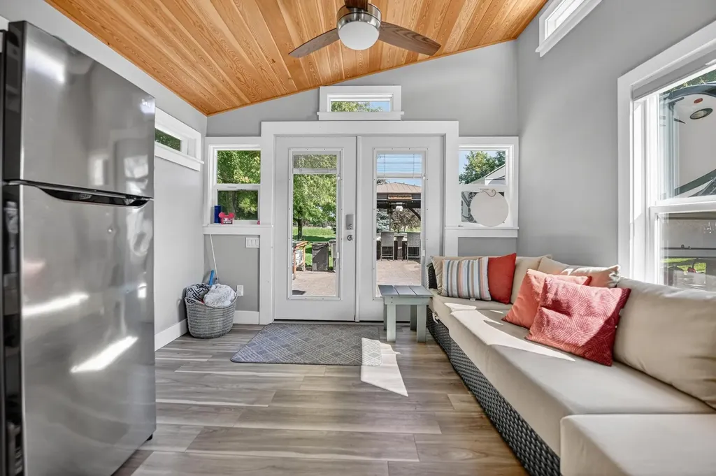 185 Kingfisher Loop Eureka MT 59917