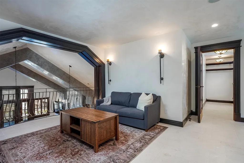 10 Bear Dance Village Bigfork MT 59911