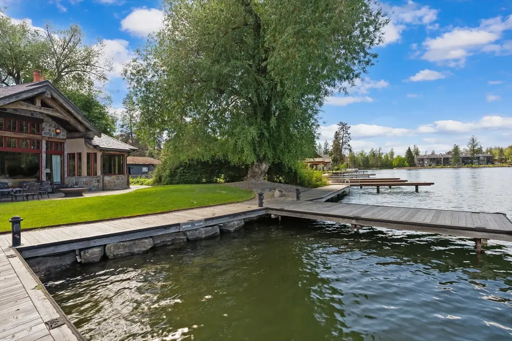 10 Bear Dance Village Bigfork MT 59911