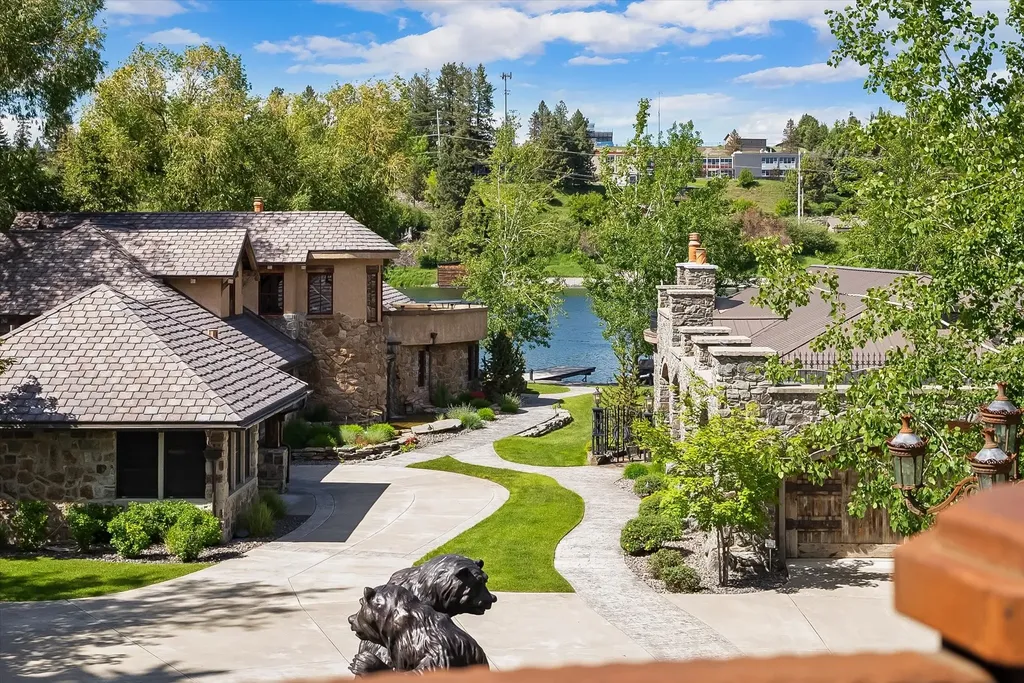 10 Bear Dance Village Bigfork MT 59911