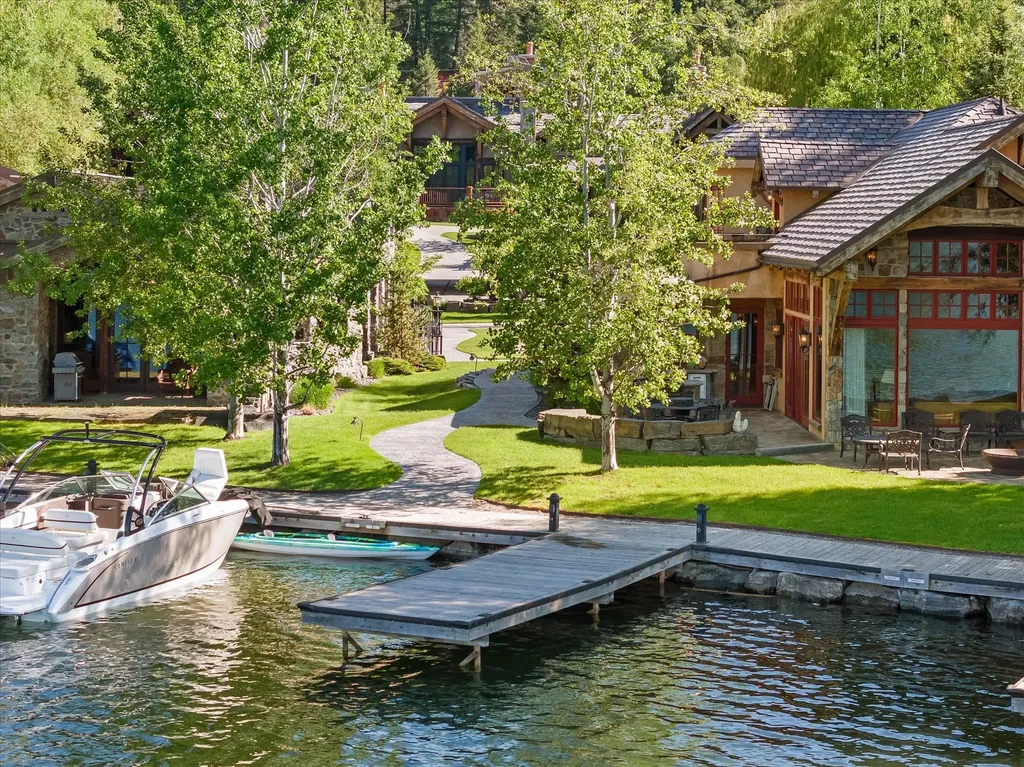 10 Bear Dance Village Bigfork MT 59911