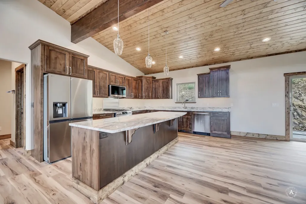 5045 Lake Helena Drive Helena MT 59602