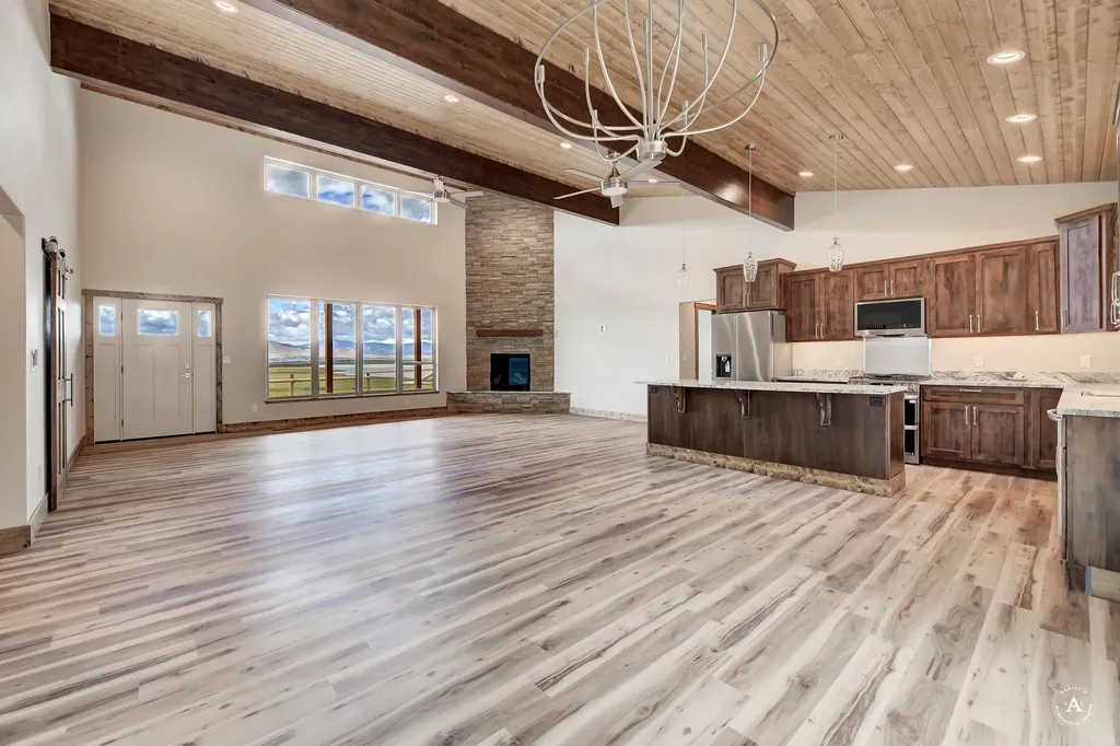5045 Lake Helena Drive Helena MT 59602