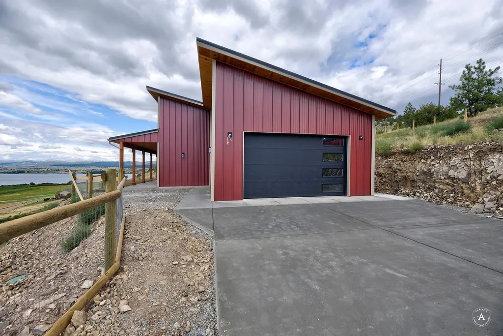 5045 Lake Helena Drive Helena MT 59602