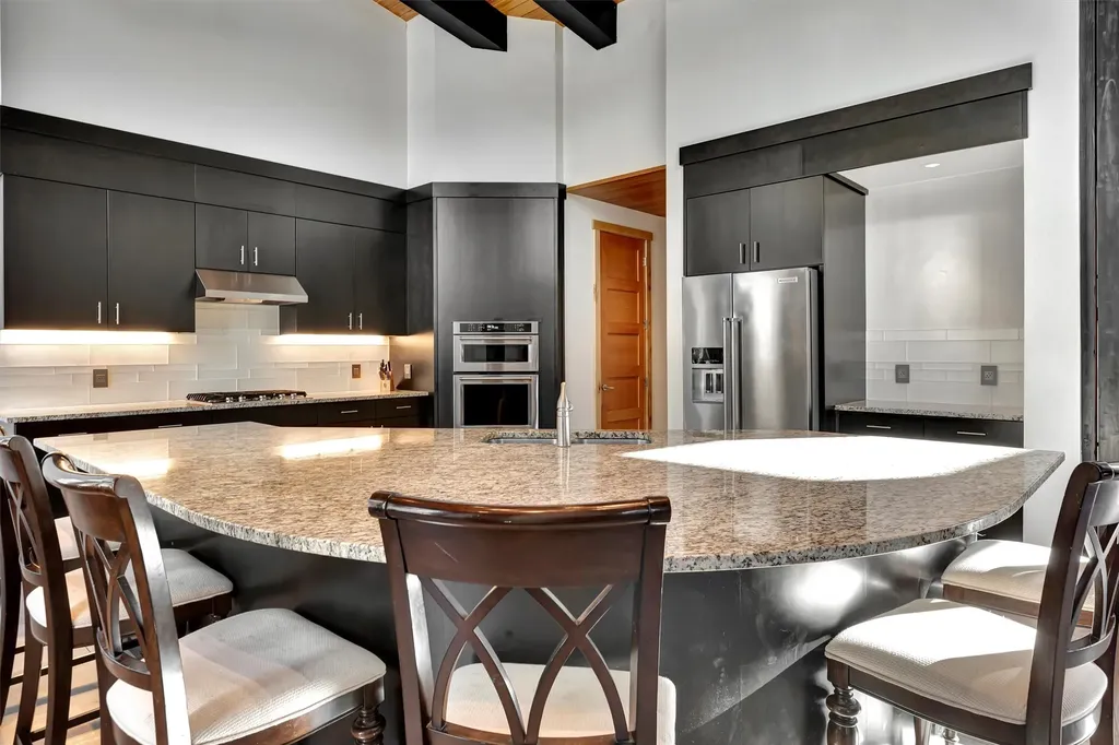 1180 Reardon Lane Alberton MT 59820