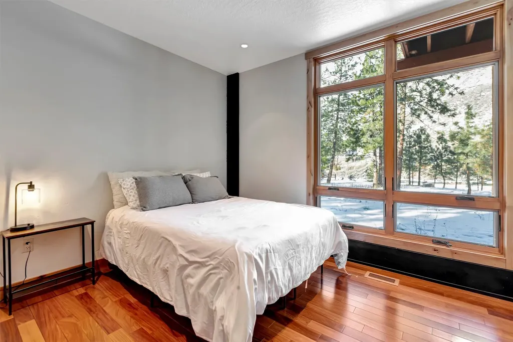 1180 Reardon Lane Alberton MT 59820