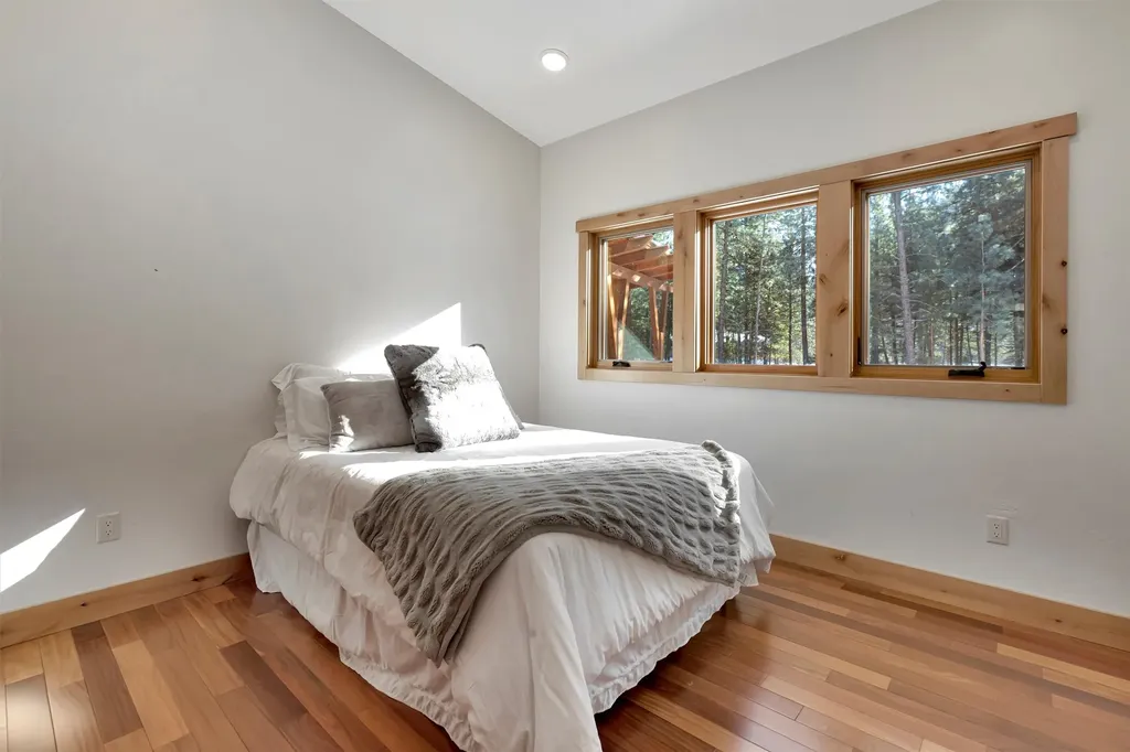 1180 Reardon Lane Alberton MT 59820
