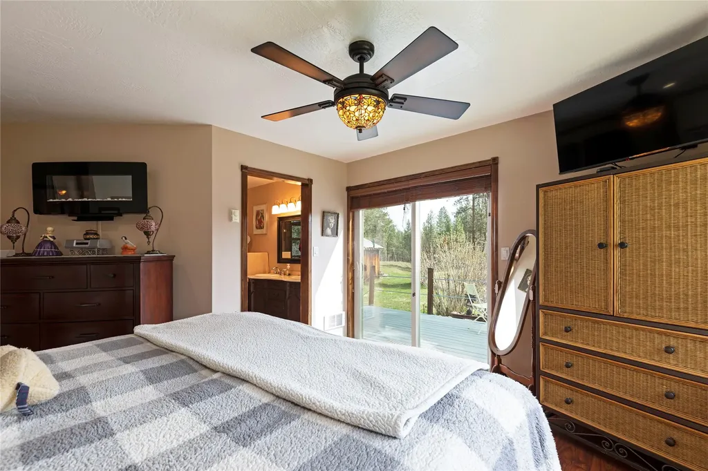 230 Cap Lane Hamilton MT 59840