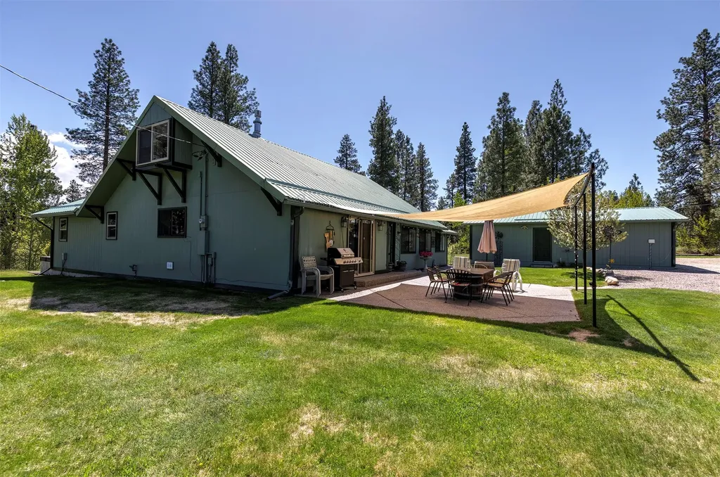 230 Cap Lane Hamilton MT 59840