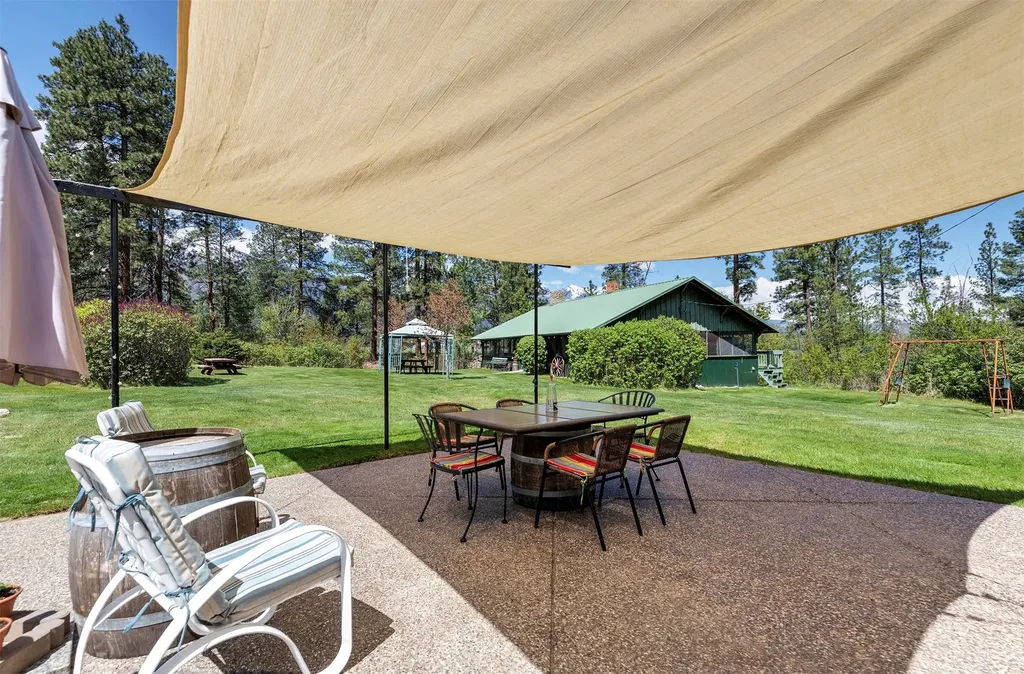 230 Cap Lane Hamilton MT 59840
