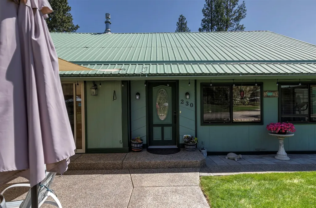 230 Cap Lane Hamilton MT 59840