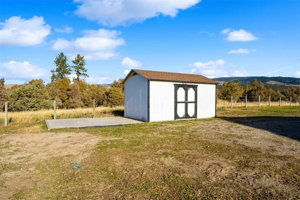 3041 Upper Burnt Fork School Road Stevensville MT 59870