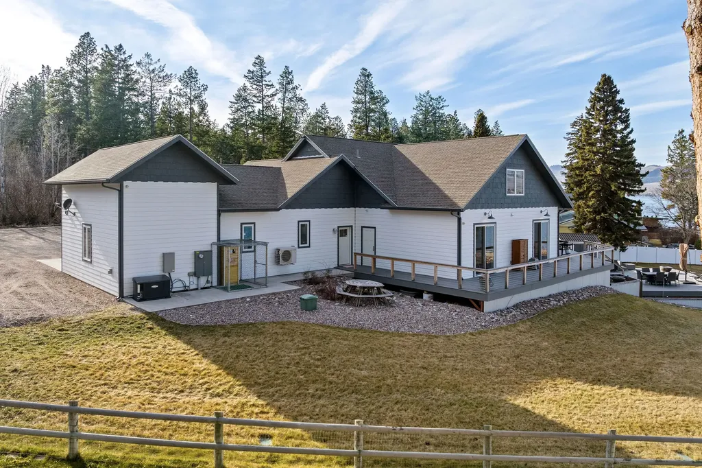 42818 La Bella Lane Big Arm MT 59910