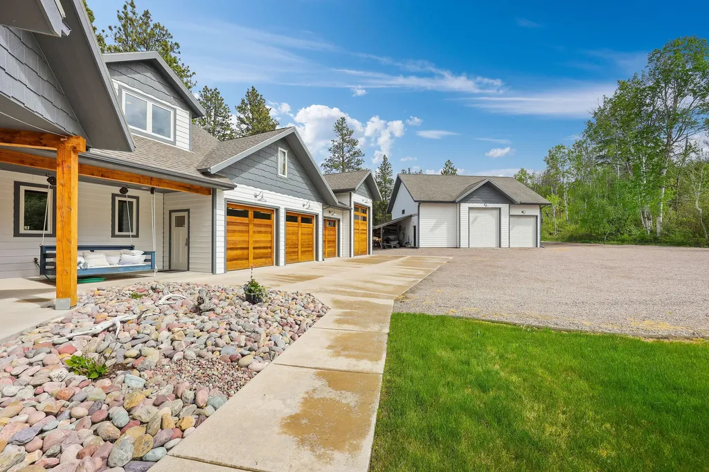 42818 La Bella Lane Big Arm MT 59910