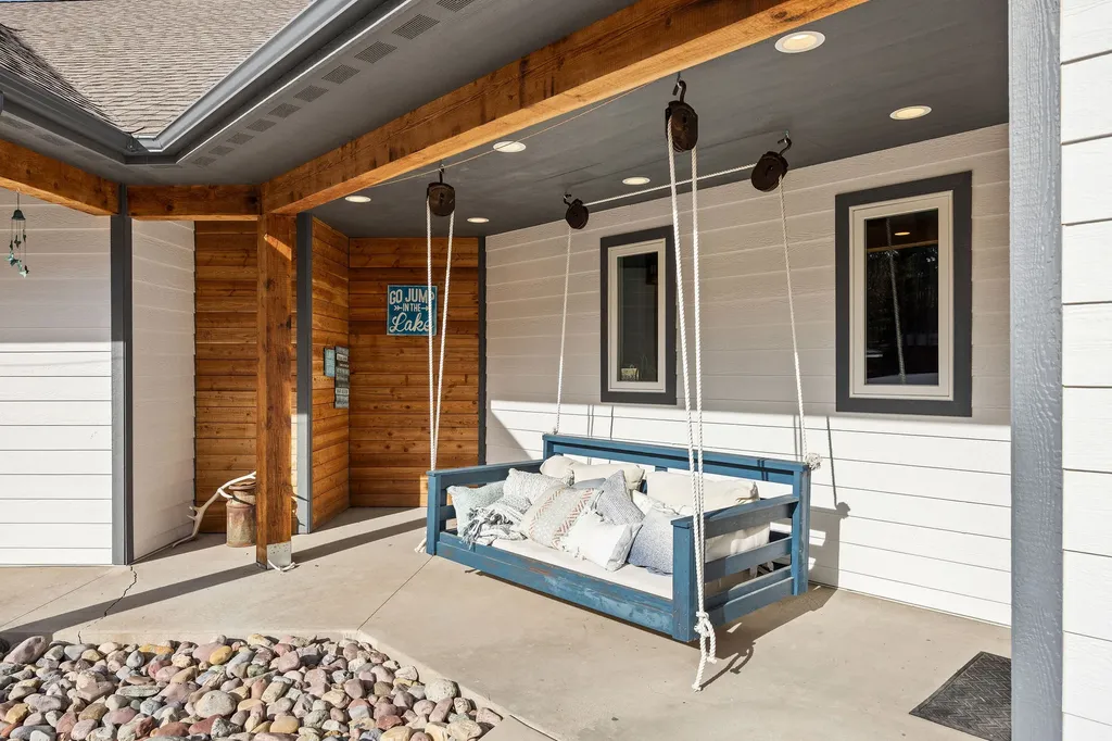 42818 La Bella Lane Big Arm MT 59910