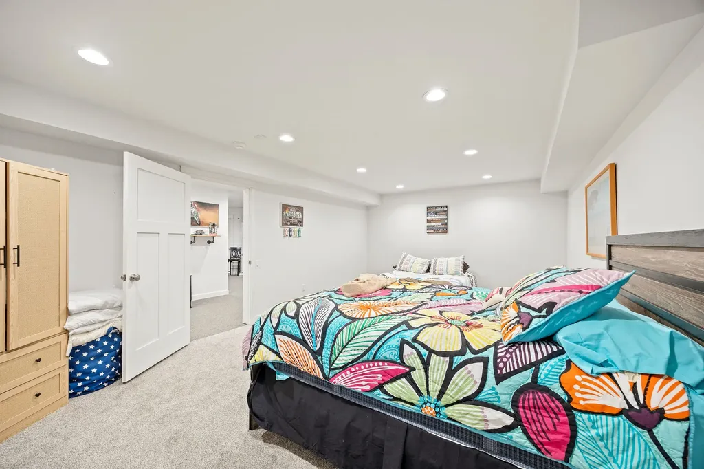 42818 La Bella Lane Big Arm MT 59910