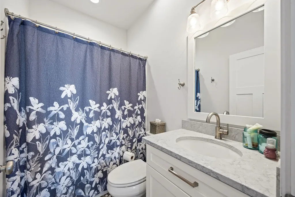 42818 La Bella Lane Big Arm MT 59910