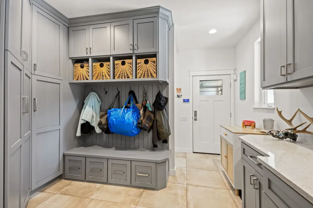 42818 La Bella Lane Big Arm MT 59910