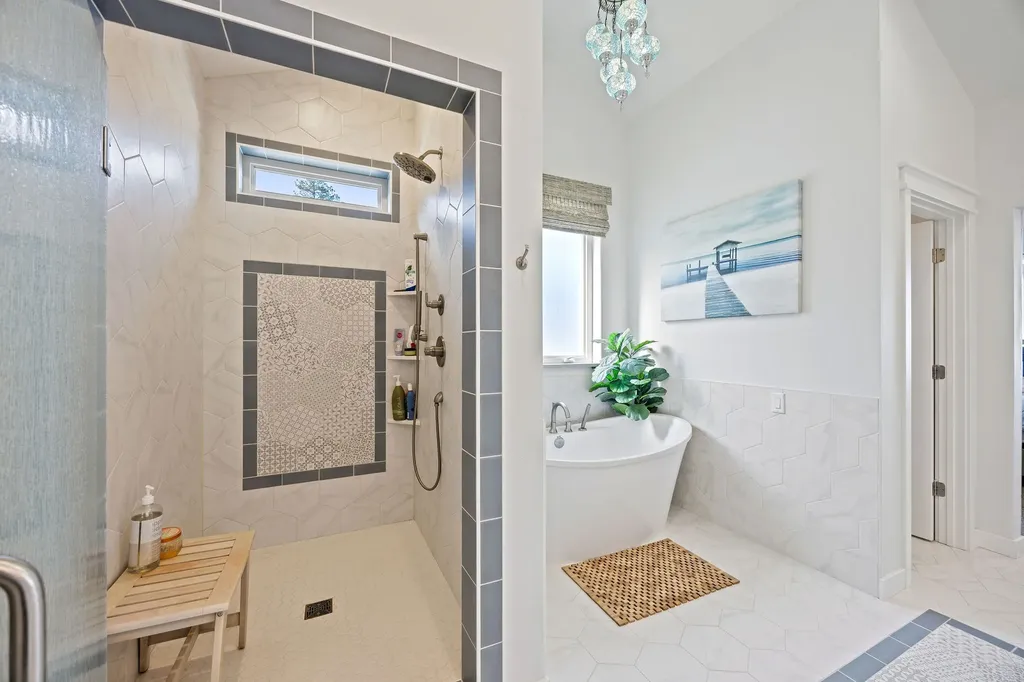 42818 La Bella Lane Big Arm MT 59910
