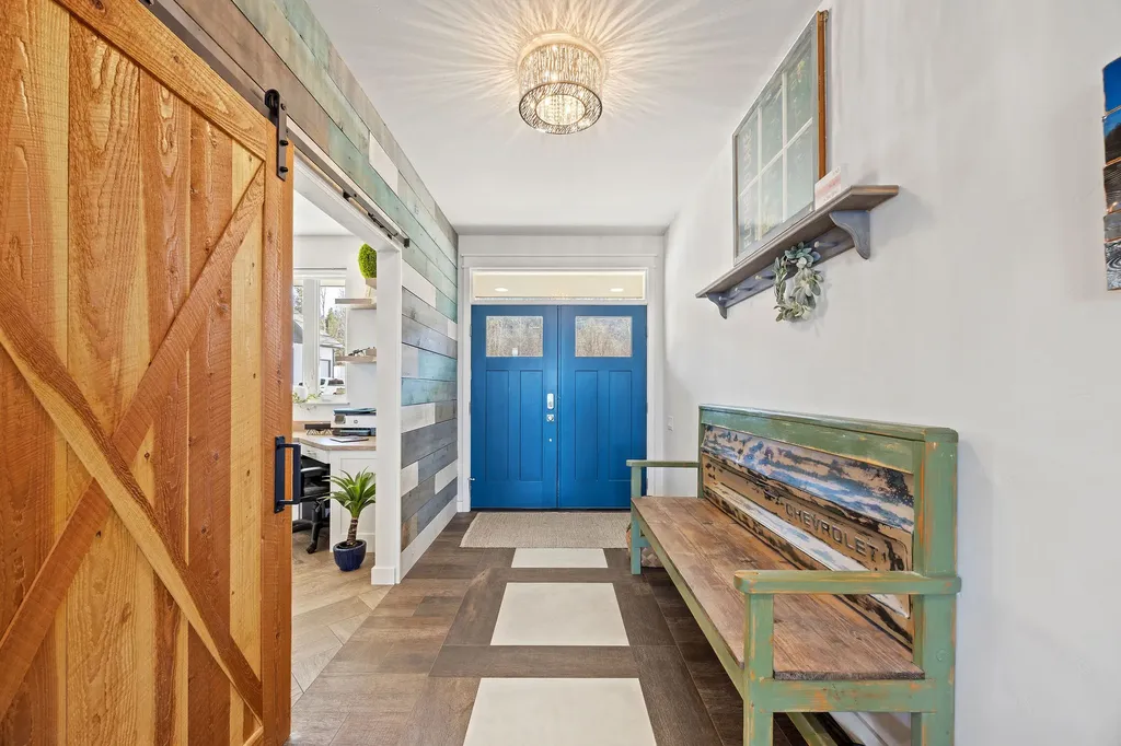 42818 La Bella Lane Big Arm MT 59910