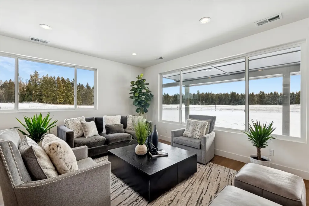 211 Cowboy Drive Columbia Falls MT 59912