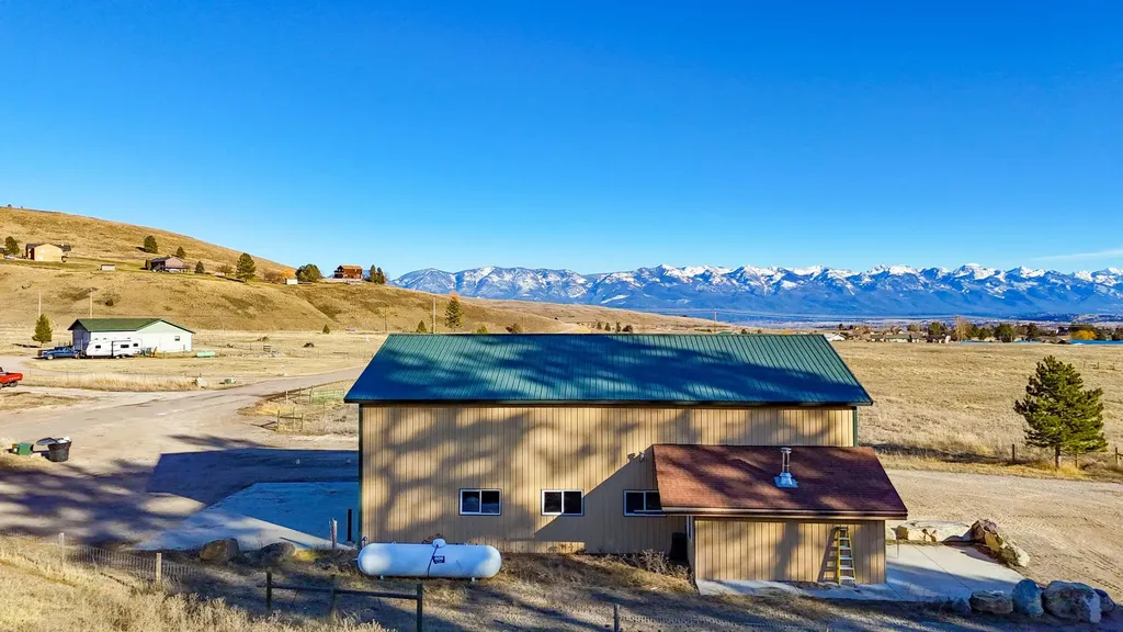41631 City Lights Court Polson MT 59860