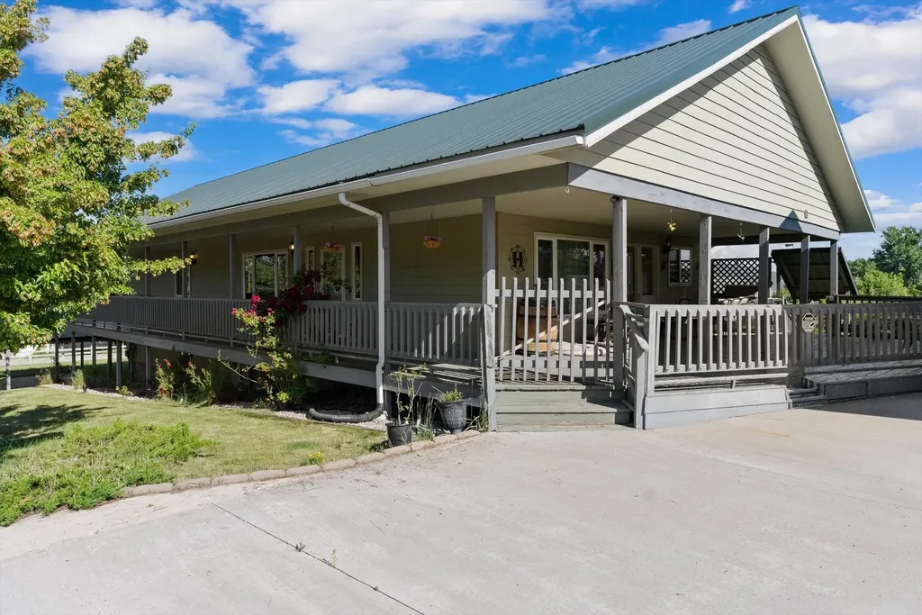 1401 12th Avenue E Polson MT 59860