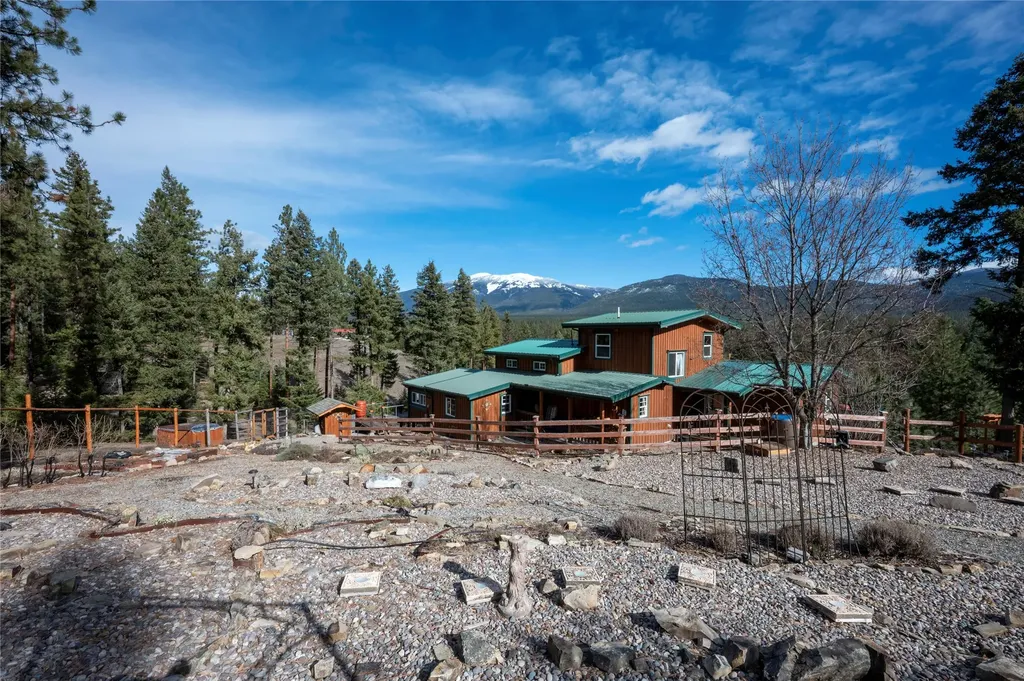 310 High Country Road Plains MT 59859
