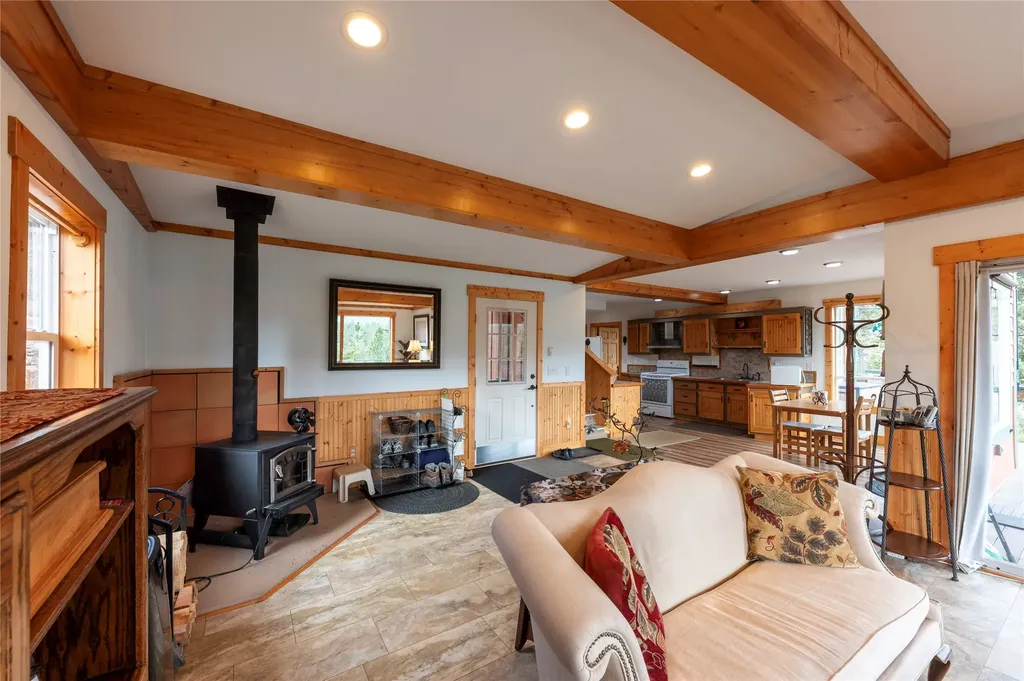 310 High Country Road Plains MT 59859