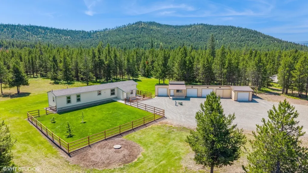 8850 Us Highway 2 W Marion MT 59925