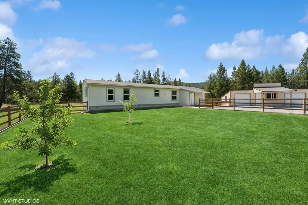 8850 Us Highway 2 W Marion MT 59925