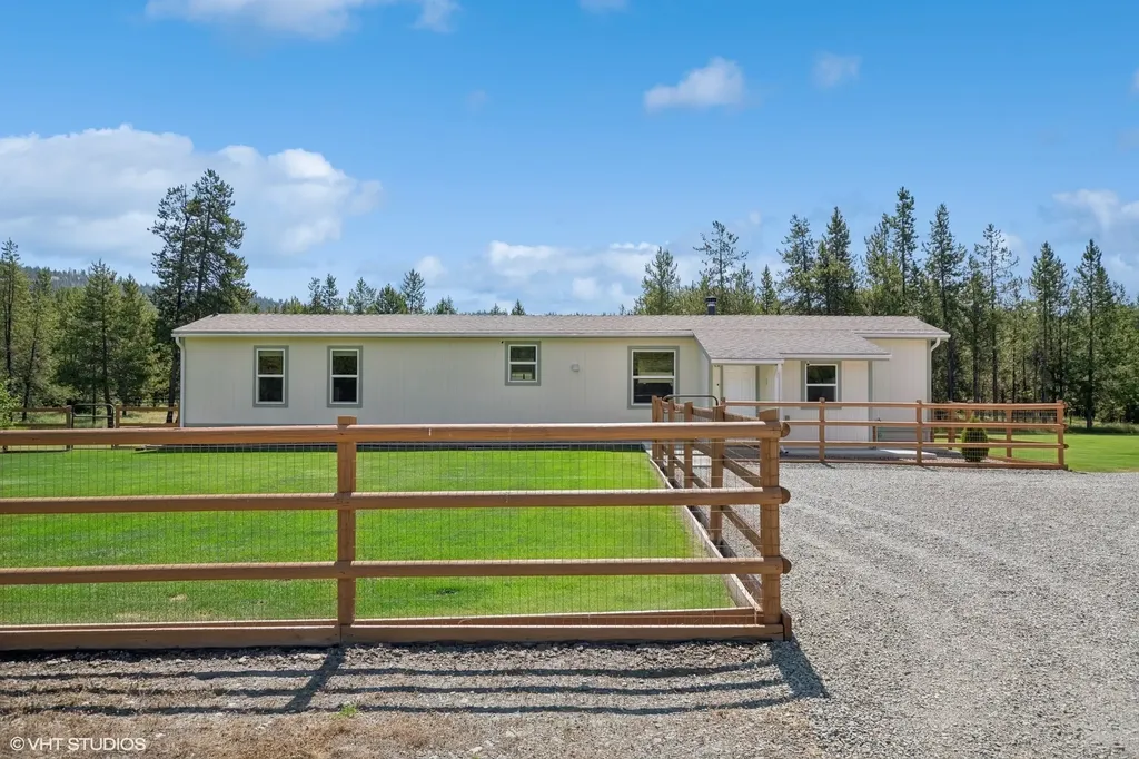 8850 Us Highway 2 W Marion MT 59925
